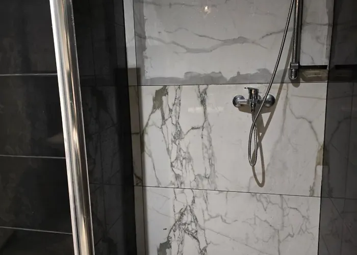 W Zielonce Хостел Зелонка