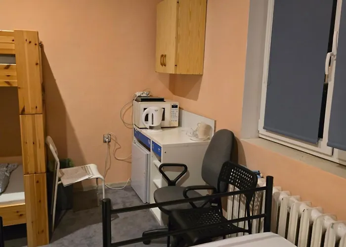 Хостел W Zielonce Зелонка